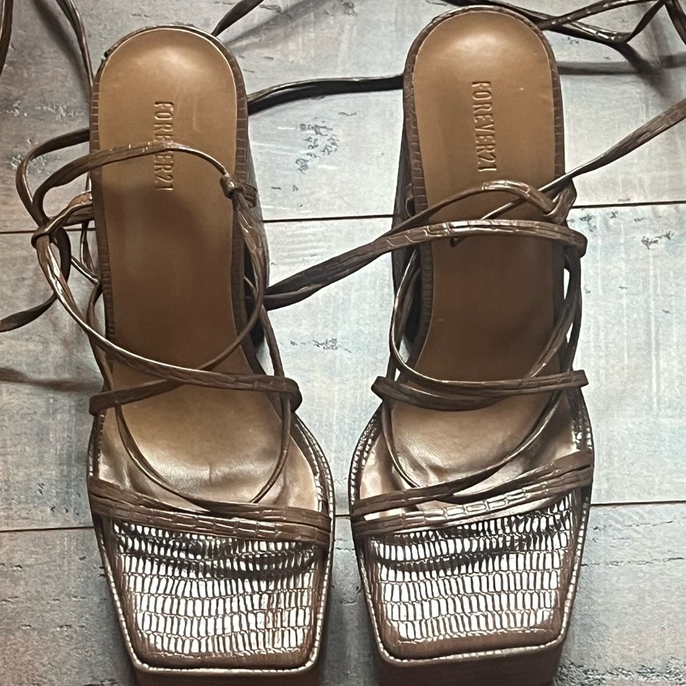 Forever 21 Brown Strappy Sandals - Picture 1 of 3